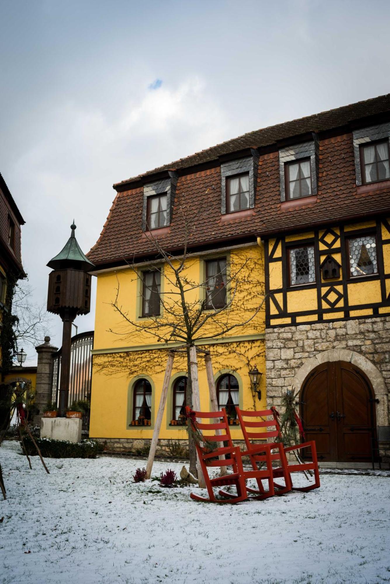 Hotel Leicht Biebelried ภายนอก รูปภาพ